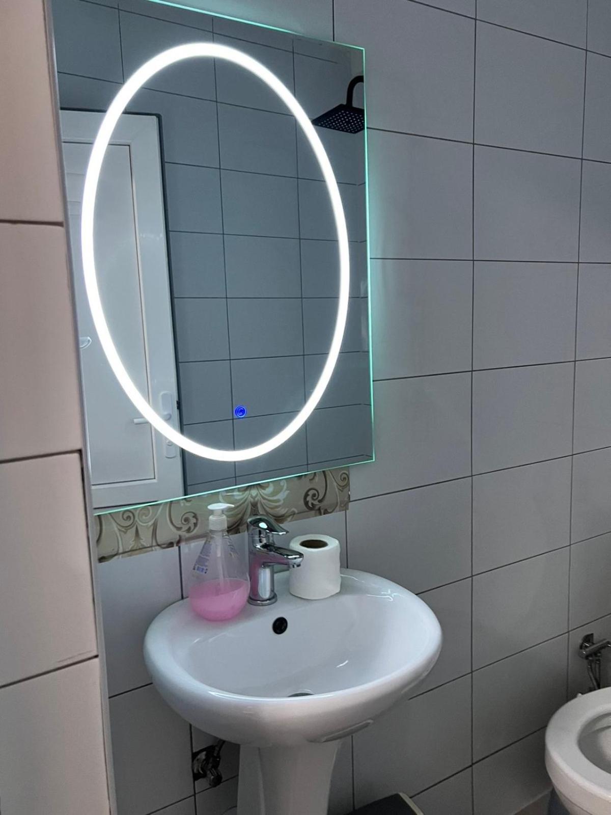 Family White Hotel Gjilan المظهر الخارجي الصورة