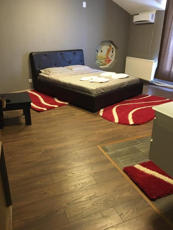 Family White Hotel Gjilan المظهر الخارجي الصورة